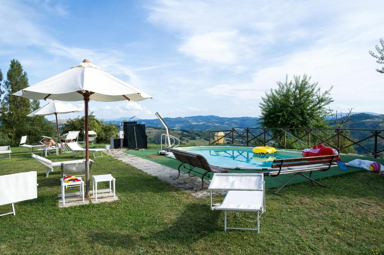 Agriturismo Borgo San Benedetto Villa Pietralunga  Exterior foto