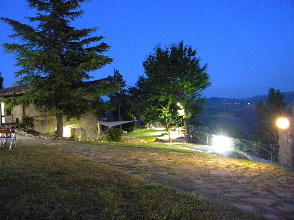 Agriturismo Borgo San Benedetto Villa Pietralunga  Exterior foto